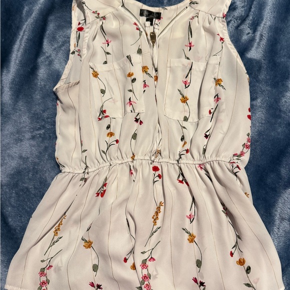 Shirt Bundle - Large ✨ - Picture 2 of 12